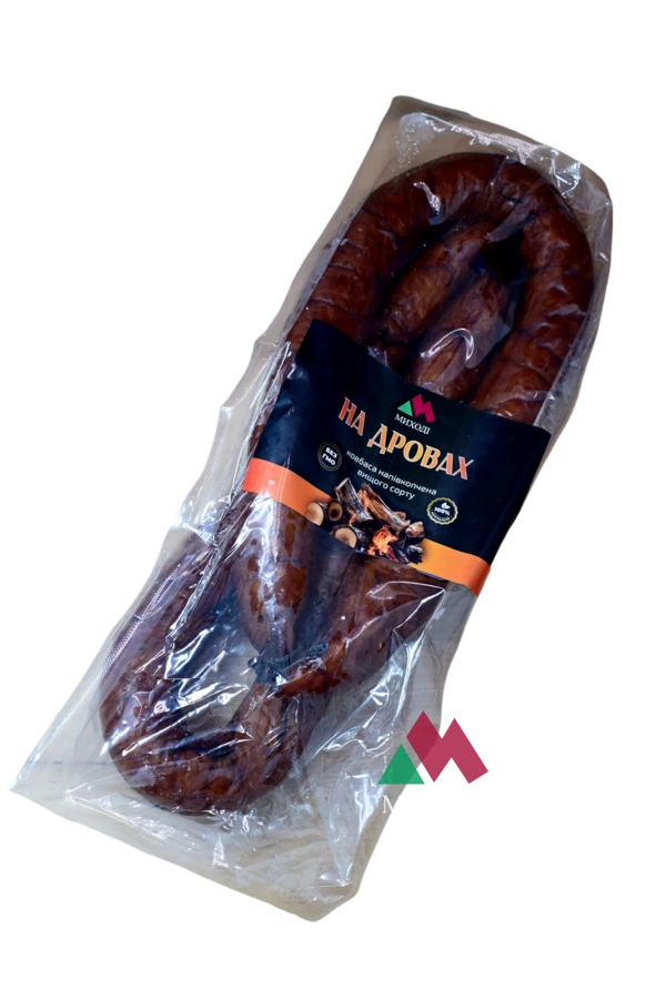 kovbasa_napivkopchena_na_drovakh